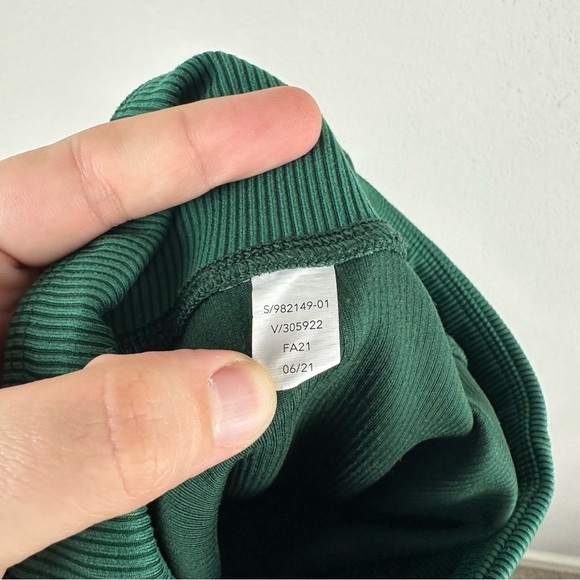 Athleta Girl Green High Rise Rib Ribbed Chit Chat Tights Leggings Size Large 12 - Picture 5 of 5